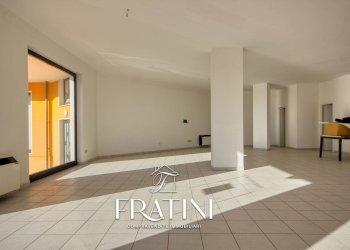 Foto 2 - Locale Commerciale Via Galileo Galilei
 
15, Sant'Egidio alla Vibrata - foto 2