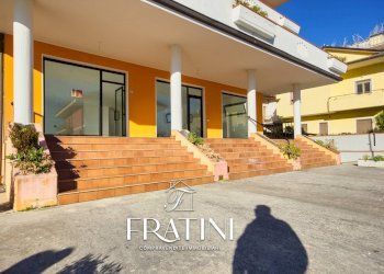 Foto 8 - Locale Commerciale Via Galileo Galilei
 
15, Sant'Egidio alla Vibrata - foto 8