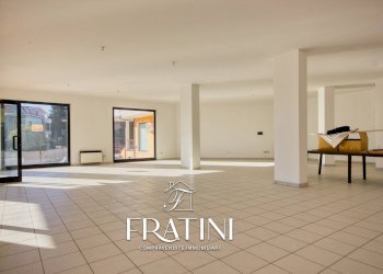 Foto 11 - Locale Commerciale Via Galileo Galilei
 
15, Sant'Egidio alla Vibrata - foto 11