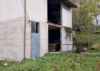 Foto 3 - Magazzino via useunt, Tarcento - foto 3