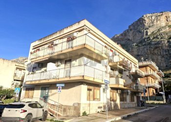 Edificio all\'aperto - Trilocale Via Catania
 
6, Capaci - foto 22