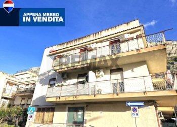 Edificio all\'aperto - Trilocale Via Catania
 
6, Capaci - foto 1