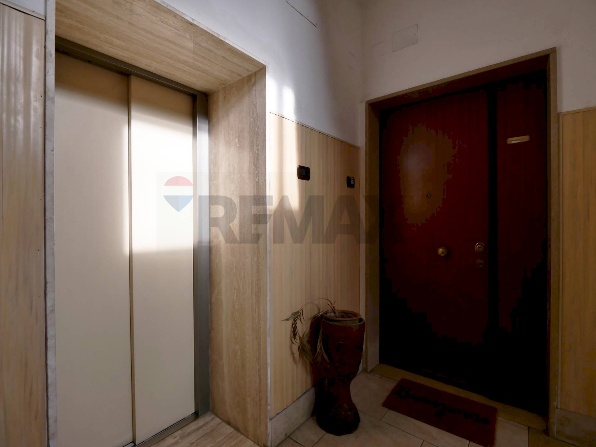 Hall / corridoio - Three-room apartment Via Saverio Damiani
5, Bari - photo 3