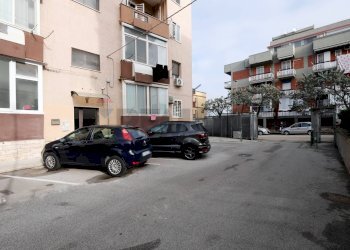 Edificio all\'aperto - Trilocale Via Saverio Damiani
 
5, Bari - foto 2