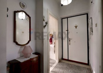 Hall / corridoio - Trilocale Via Saverio Damiani
 
5, Bari - foto 4