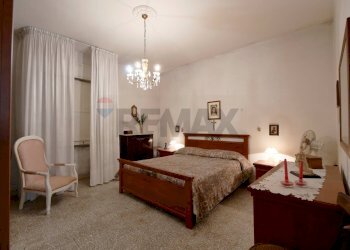 Camera / camera da letto - Trilocale Via Saverio Damiani
 
5, Bari - foto 15