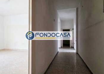 Foto 3 - Trilocale Via Asinio Pollione
 
6, Brindisi - foto 3