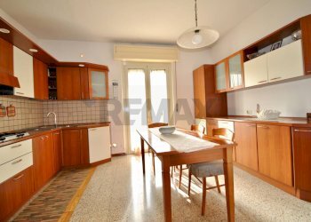 Cucina - Apartment Loreto Aprutino - photo 4