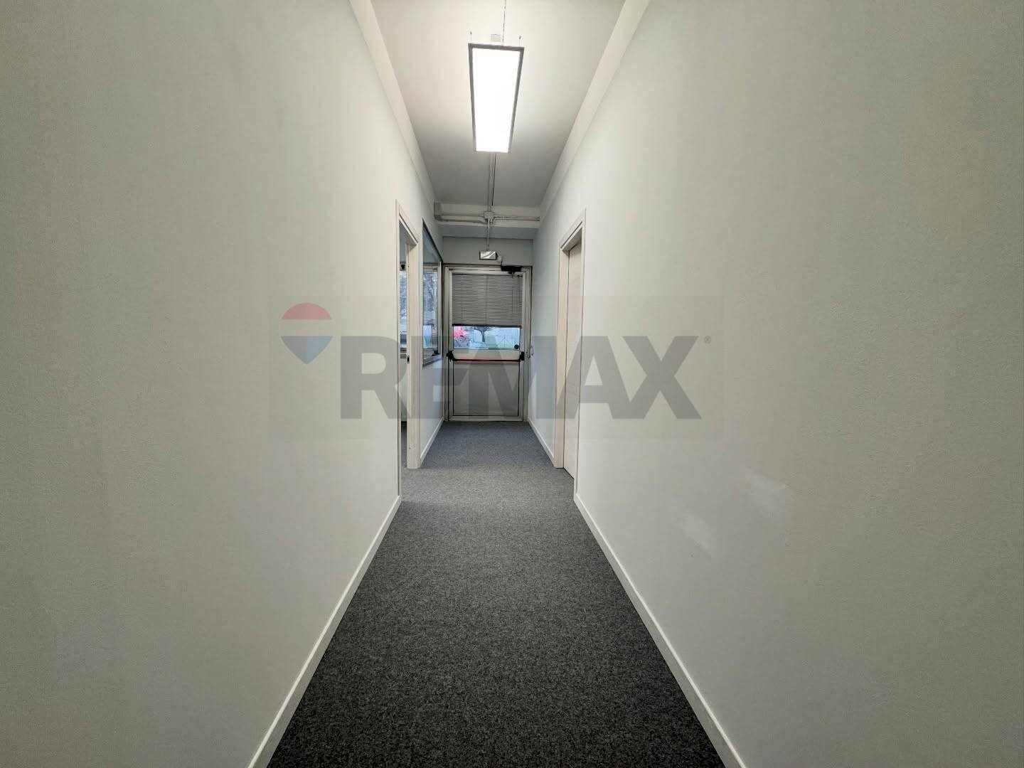 Hall / corridoio - Office Via Maestri del Lavoro
 
4/b, Collecchio - photo 2