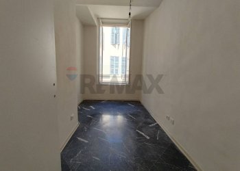 Stanza vuota - Apartment Strada Della Repubblica
 
35, Parma - photo 9