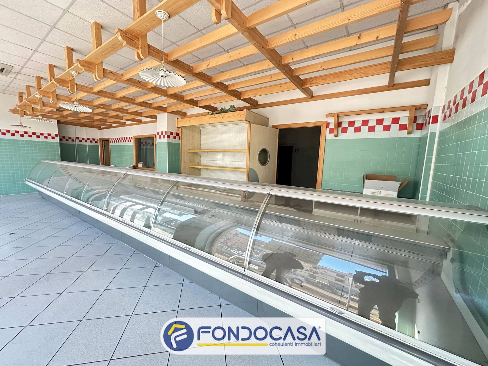 Foto 3 - Commercial Premises VIA TRE OTTOBRE
5, Ascoli Piceno - photo 3