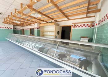 Foto 3 - Commercial Premises VIA TRE OTTOBRE
5, Ascoli Piceno - photo 3