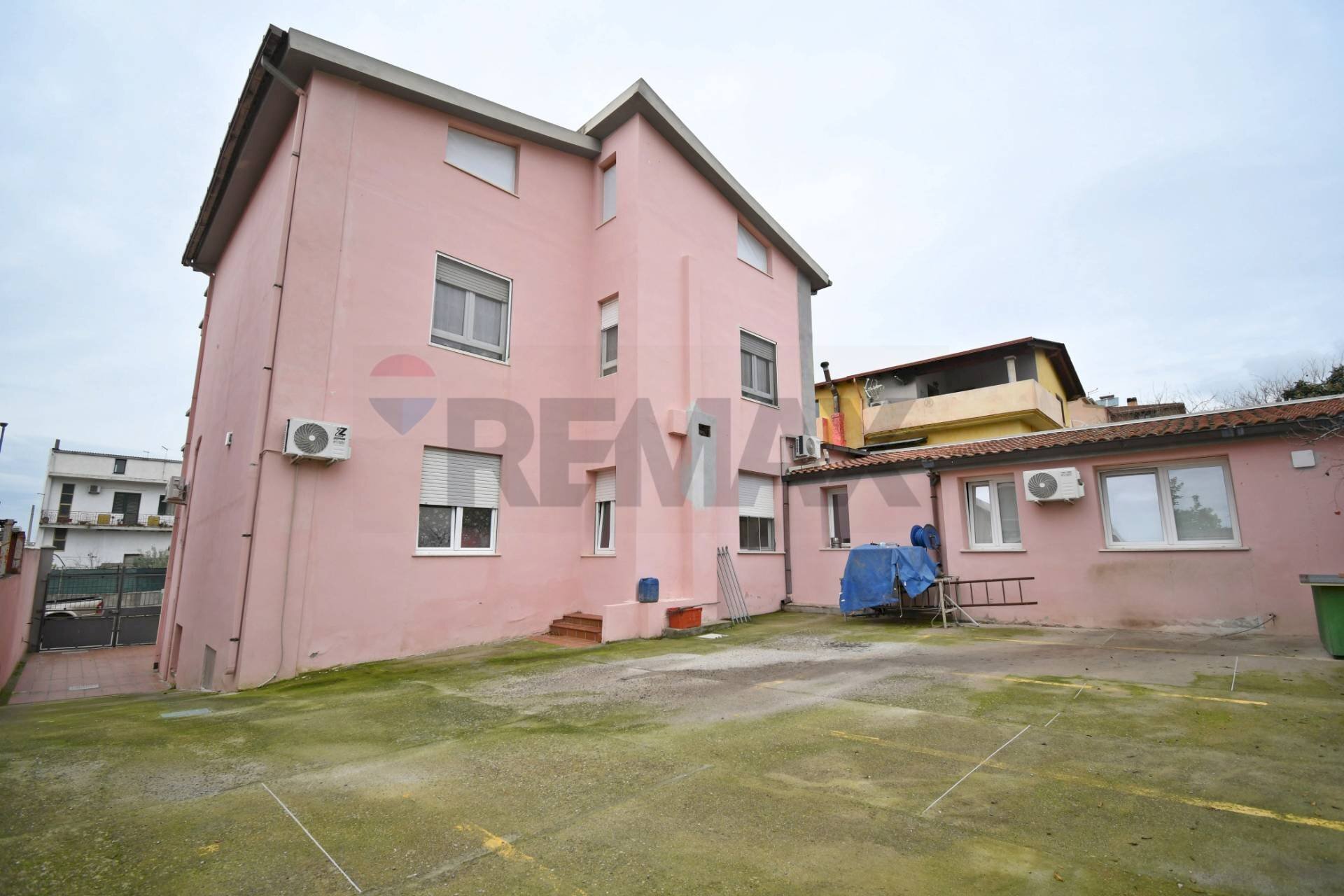 Edificio all\'aperto - Trilocale Via della Libertà
34, Soleminis - foto 3