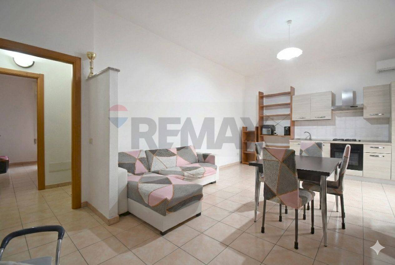 Sala da pranzo - Trilocale Via della Libertà
 
34, Soleminis - foto 2