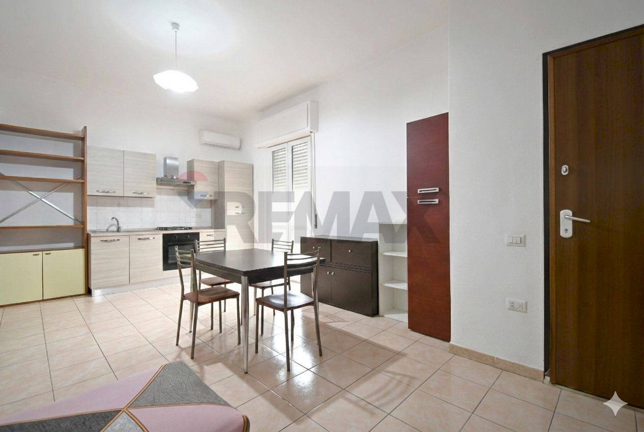 Sala da pranzo - Trilocale Via della Libertà
 
34, Soleminis - foto 3