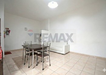 Sala da pranzo - Three-room apartment Via della Libertà
 
34, Soleminis - photo 9