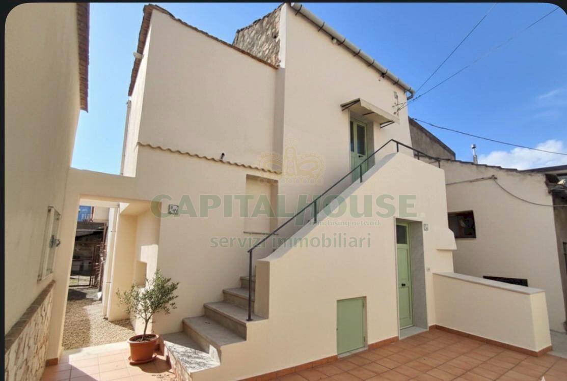 Foto 1 - Casa semi indipendente Via Casa Del Duca, Mercato San Severino - foto 1