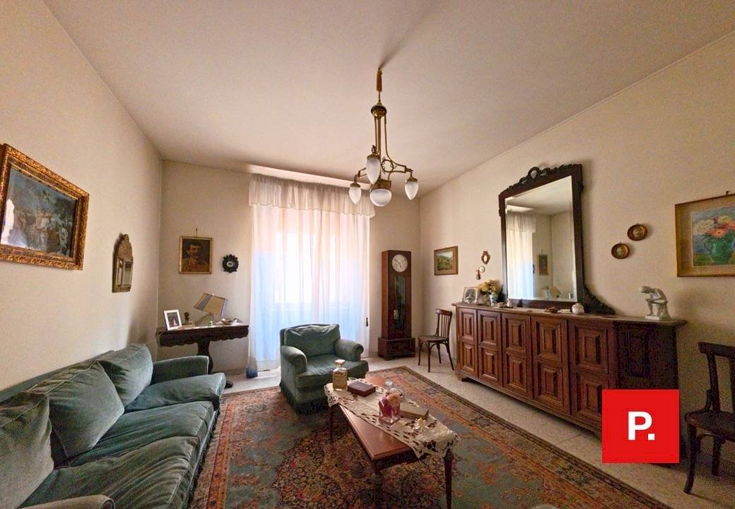 Foto 1 - Appartamento VIA ROMA
 
11, Caserta - foto 1