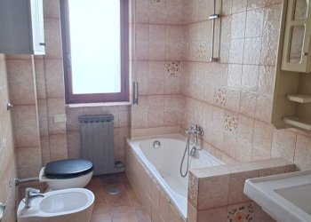 Foto 7 - Trilocale Via Giappone
 
11, Termoli - foto 7