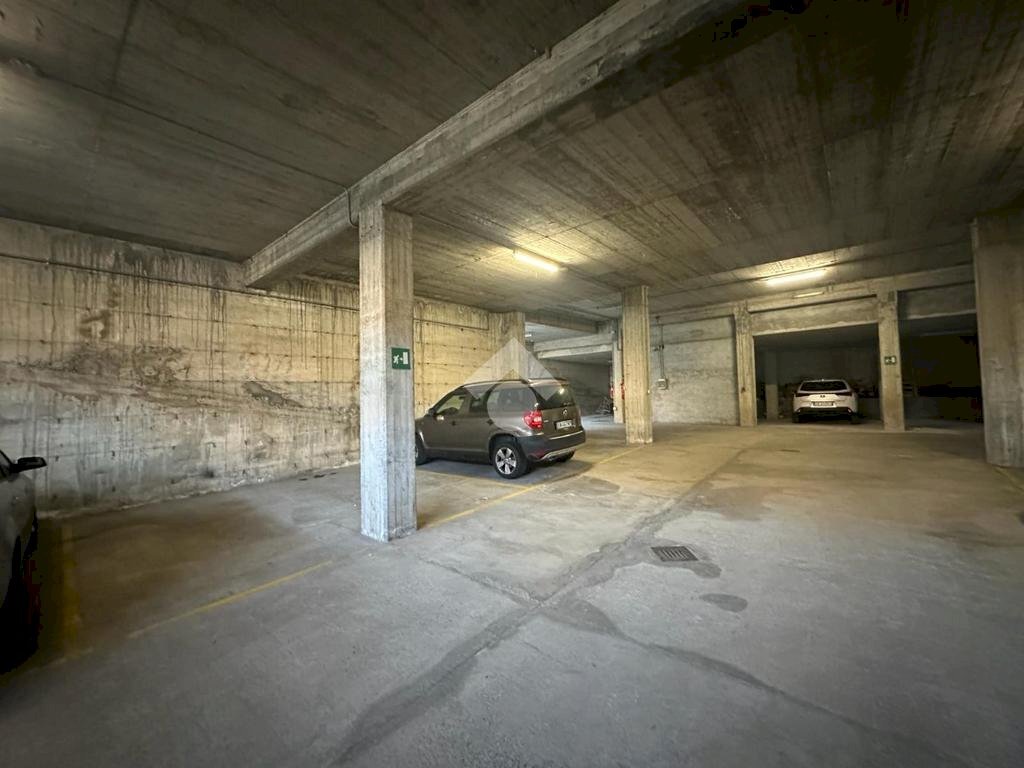 Parking space Corso Quintino Sella, Torino (neighborhood Madonna del Pilone) - photo 1