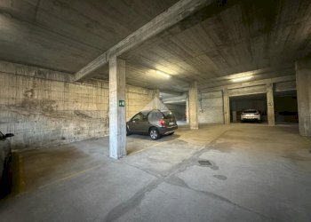 Parking space Corso Quintino Sella, Torino (neighborhood Madonna del Pilone) - photo 1
