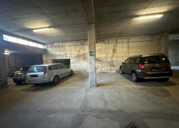 Parking space Corso Quintino Sella, Torino (neighborhood Madonna del Pilone) - photo 2