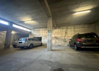 Parking space Corso Quintino Sella, Torino (neighborhood Madonna del Pilone) - photo 4