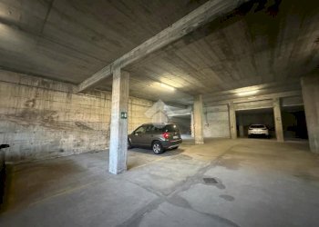 Parking space Corso Quintino Sella, Torino (neighborhood Madonna del Pilone) - photo 5