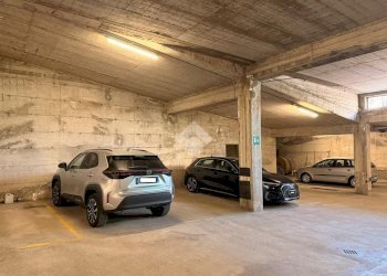 Posto Auto Corso Quintino Sella, Torino (zona Madonna del Pilone) - foto 1