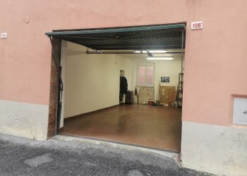Box Ge-Sestri Via Chiaravagna 106A, Genova (zona Sestri Ponente) - foto 3