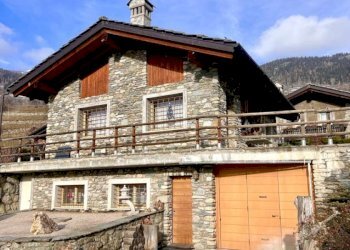 Villa Frazione Bovie, Doues - foto 1