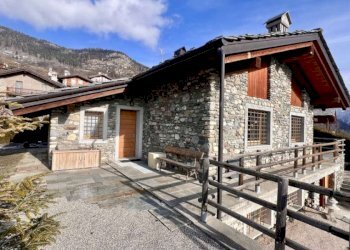 Villa Frazione Bovie, Doues - foto 3