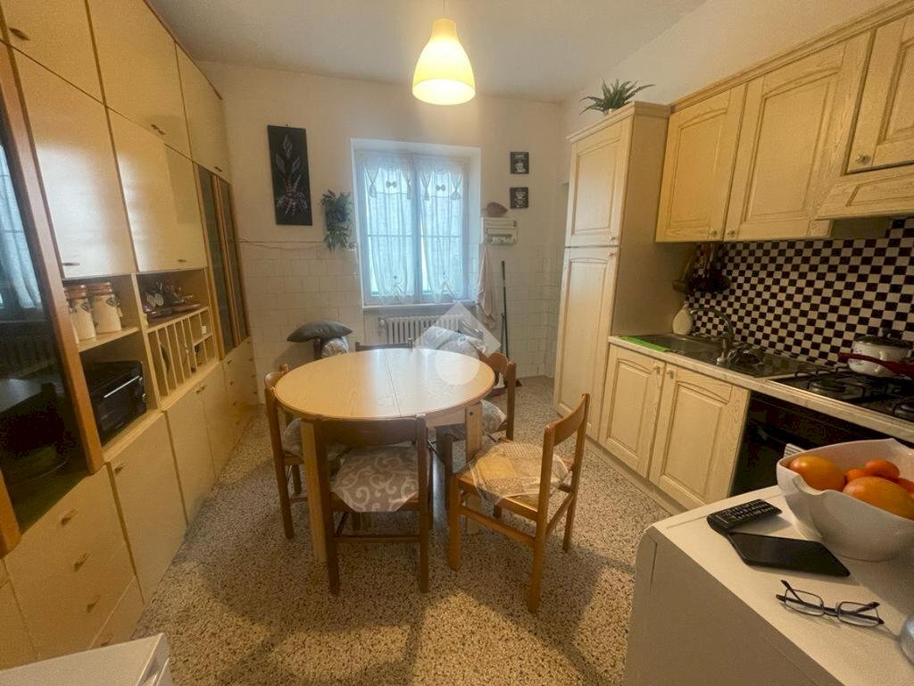 Four-room apartment Strada Bottera, Solero - photo 1