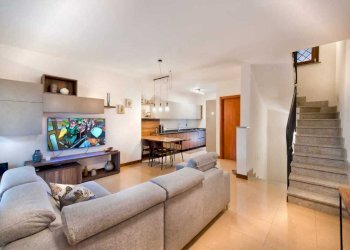 WhatsApp Image 2026-01-23 at 08.18.19 (1).jpeg - Villa Trifamiliare Via 24 Maggio 128, Grottaferrata - foto 6