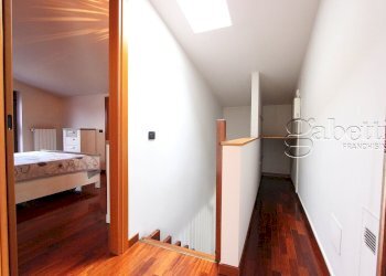 zona notte in mansarda - Villa Via Luigi Pirandello, Nerviano - foto 21