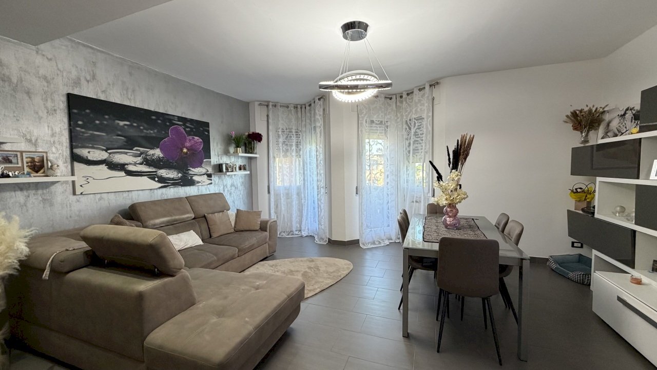 Sala - Apartment Via della Cooperazione 7, San Pietro in Casale - photo 1