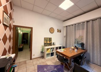 WhatsApp Image 2026-01-26 at 12.16.51 (16).jpeg - Locale Commerciale Via Giuseppe Grandi, Firenze (zona Santa Maria Novella) - foto 17