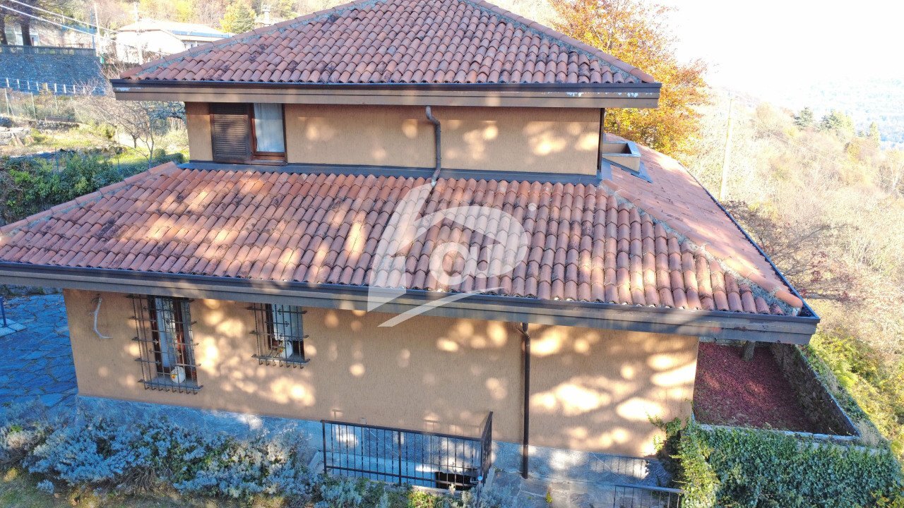 FACCIATA - Villa VIA BREVISSIMA  2, Duno - photo 3