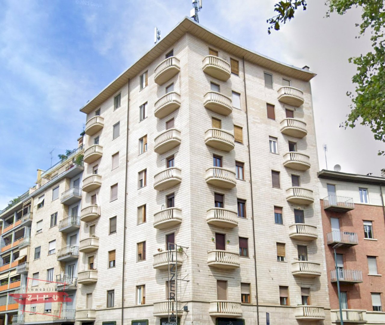 Facciata.jpg - Two-room apartment Piazza Generale Carlo di Robilant 8, Torino (neighborhood San Paolo) - photo 1