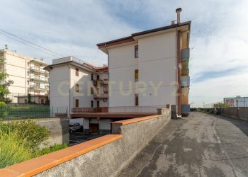 Via S.Quasimodo 7 (7).jpg - Trilocale via salvatore quasimodo  7, Gravina di Catania - foto 26