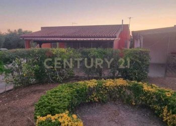 PHOTO-2025-10-29-21-13-05(3).jpg - Casa indipendente Strada Scaro SN, Pachino - foto 4