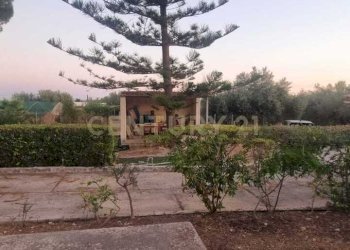 PHOTO-2025-10-29-21-13-07.jpg - Casa indipendente Strada Scaro SN, Pachino - foto 11