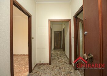 1.0 INGRESSO.jpg - Appartamento Via Giovanni Battista Torre 5, Genova (zona Sestri Ponente) - foto 2