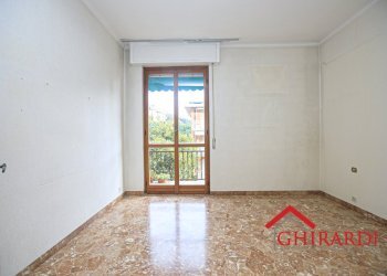 4.0 CAMERA1.jpg - Appartamento Via Giovanni Battista Torre 5, Genova (zona Sestri Ponente) - foto 13