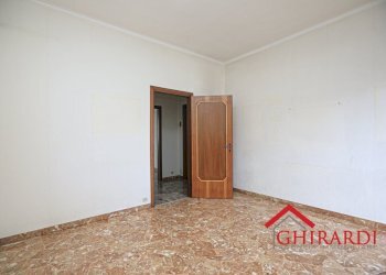 4.2 CAMERA1.jpg - Appartamento Via Giovanni Battista Torre 5, Genova (zona Sestri Ponente) - foto 14