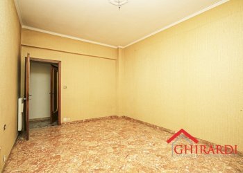 5.3 CAMERA2.jpg - Appartamento Via Giovanni Battista Torre 5, Genova (zona Sestri Ponente) - foto 19