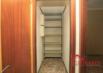 7.0 RIPOSTIGLIO.jpg - Appartamento Via Giovanni Battista Torre 5, Genova (zona Sestri Ponente) - foto 23