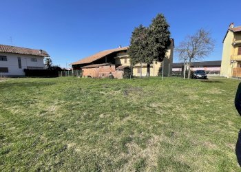 IMG_6480.jpg - Casale Via Roma 4343, Fara Novarese - foto 2