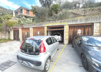 BOX CON AREA PARCHEGGIO ANTISTANTE - Casa indipendente VIA DEL CASTELLO 32, Recco - foto 16