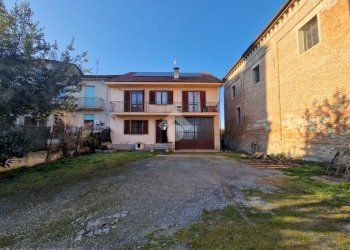Semi-detached house Via Recinto, Maretto - photo 1